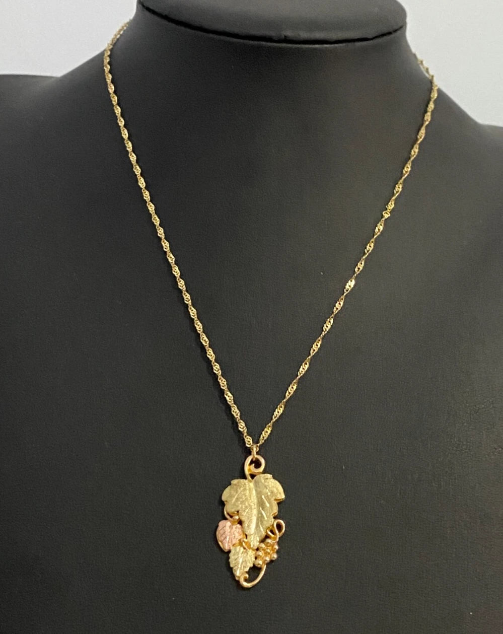 12K Tri-Color Gold With Leaf & Grape Foliate pendant