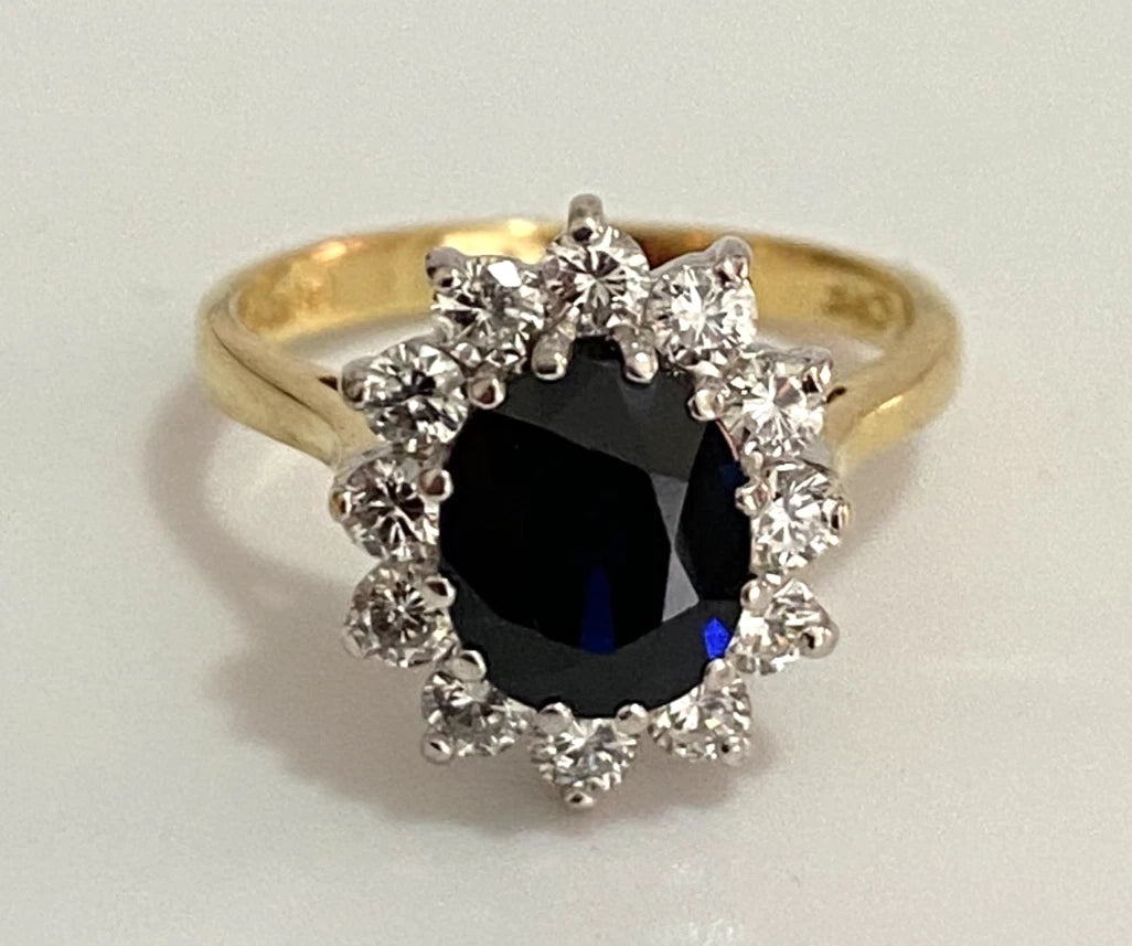 18K Yellow Gold Sapphire & Diamond Cluster Ring - Size J (US 4.75)