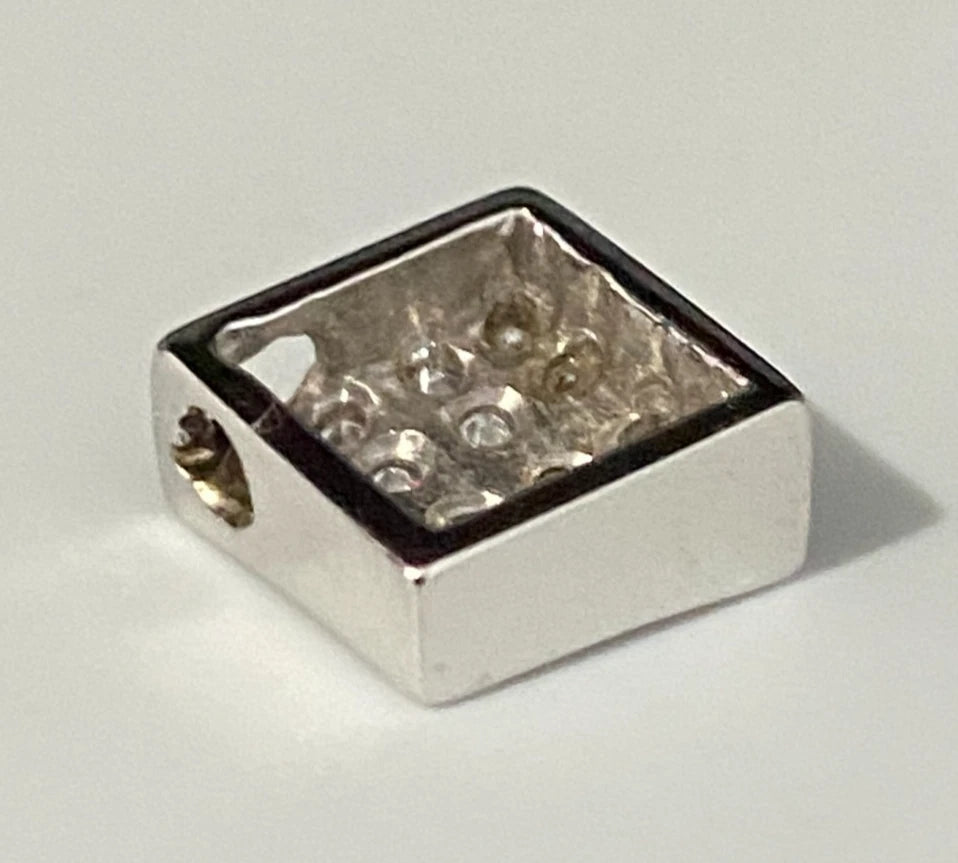 18K White Gold with Brilliant Diamond Square Pendant