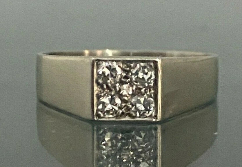 18K White Gold & Diamond Signet Gent's Ring Size M 1/2 - 6 1/4