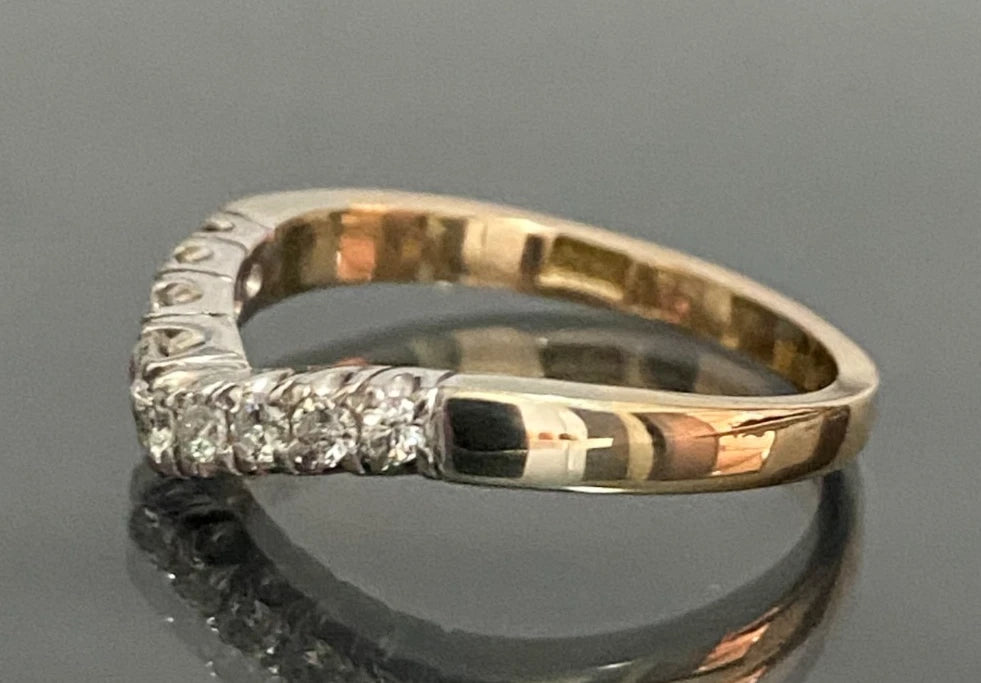 14K Yellow Gold Diamond Curved Wedding Band Ring Size M 1/2 (US 6.5)