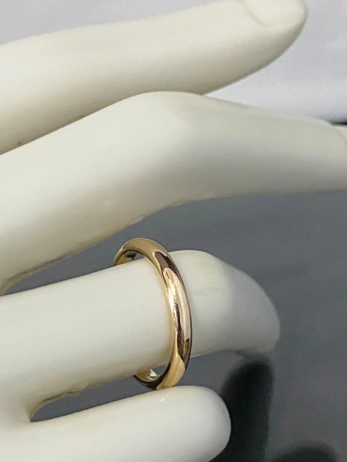 Vintage 9CT Yellow Gold Plain Wedding Band D Shape Bridal Ring Size M - 6 1/4