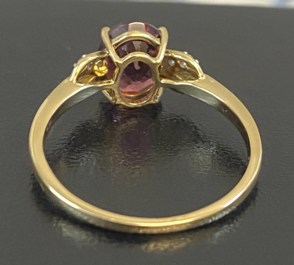 10ct Yellow Gold Garnet & Natural Zircon Ring Size R 1/2 (US 9)