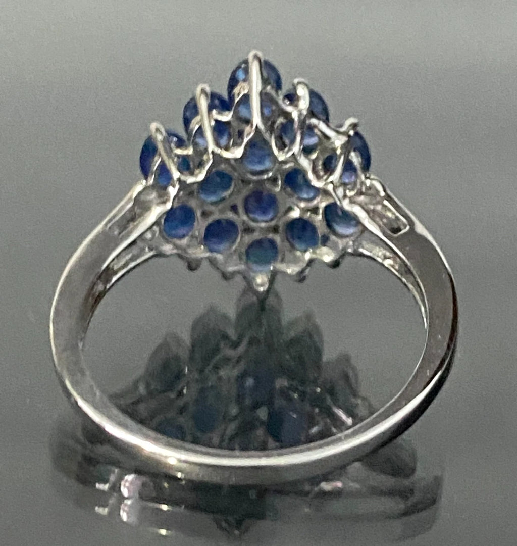 9K White Gold & Kyanite Cluster Ring Size R - 8 3/4