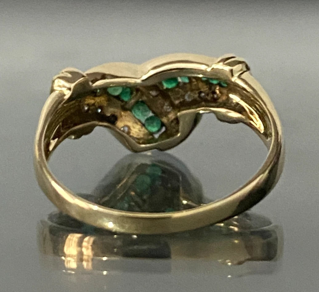 14K Yellow Gold W/ Emerald & Diamond Dress Ring Size Q - 8 1/4