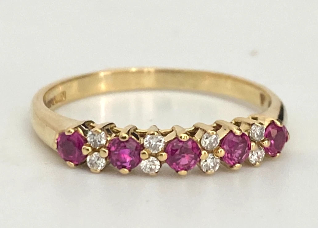 18ct Yellow Gold Ruby & Diamond Ring – Size T (US 9.75)