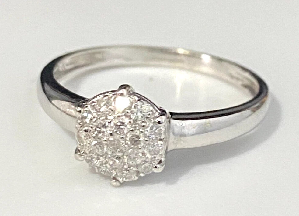 9K White Gold & 0.28CT Diamond Cluster Ring Size O - 7