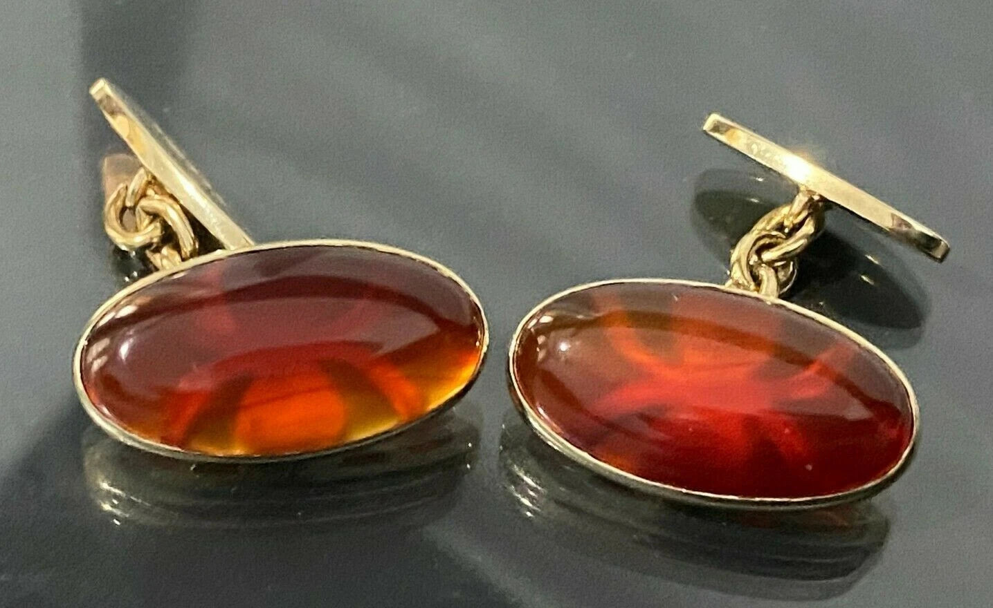 9K Yellow gold & Carnelian Cabochon Spider Shape Setting Cufflinks 11.24g