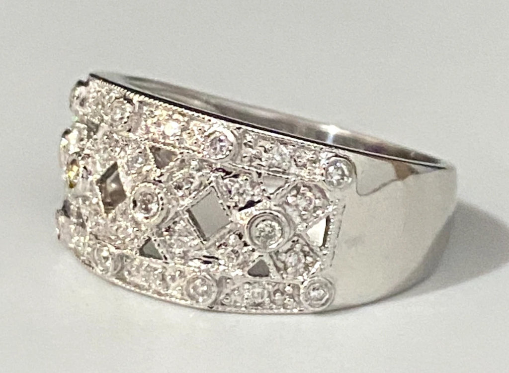 18K White Gold & 0.25CT Diamond Filigree Dress Ring Size O - 7 1/4