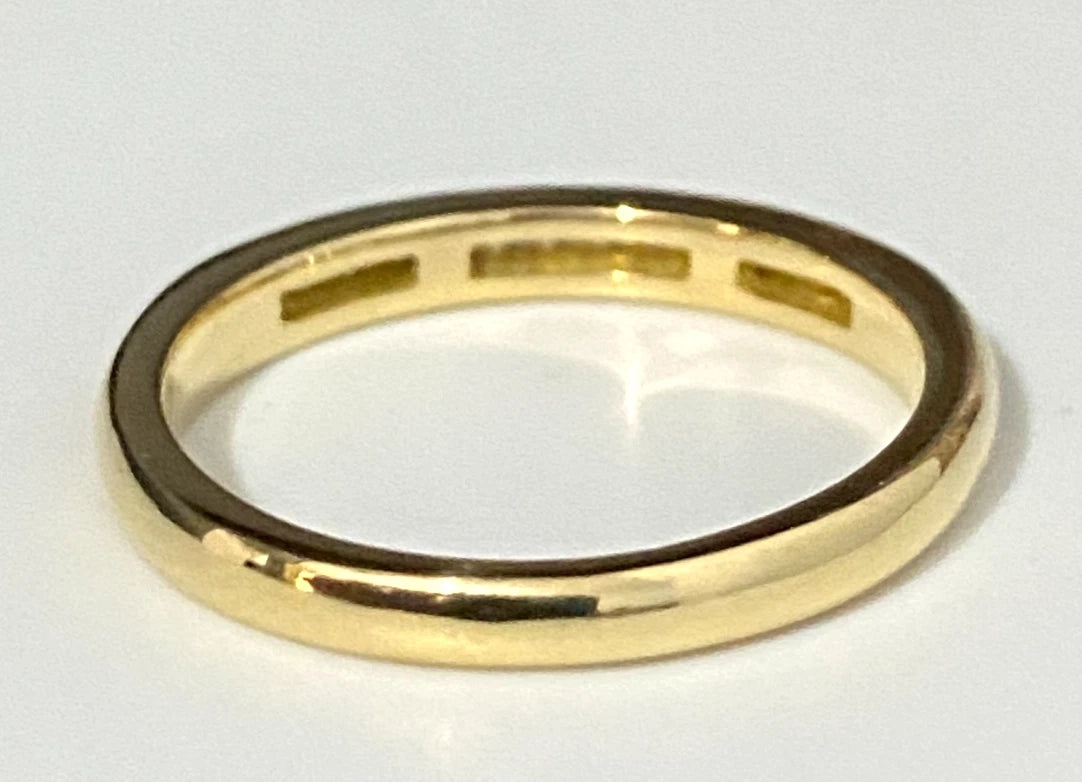 18K Yellow Gold & 0.15CT Diamond Channel Set Wedding Band Ring Size N - 6 3/4