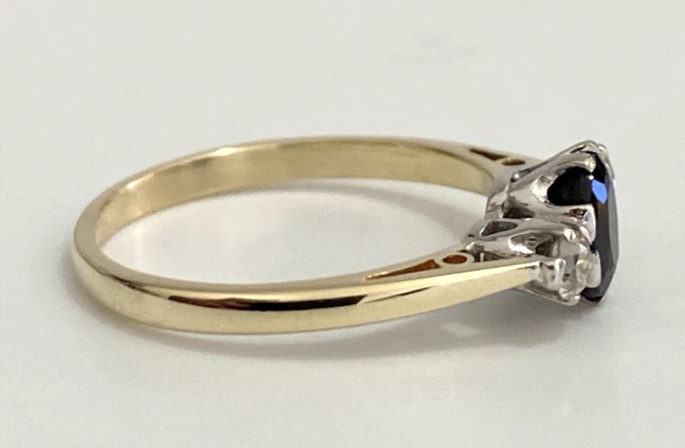 Vintage 9K Yellow Gold Sapphire & Diamond Cluster Ring - Size M (US 6.25)