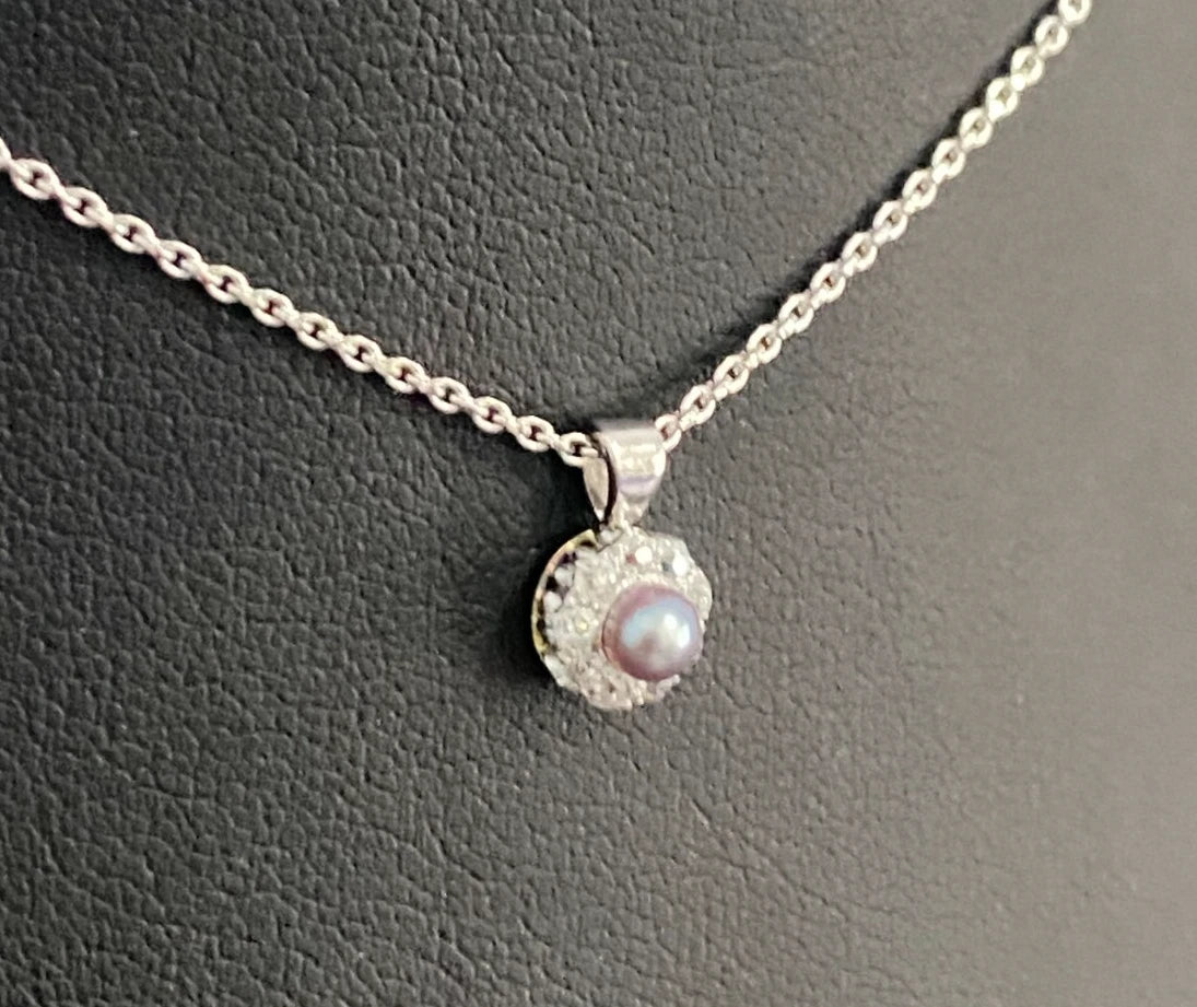 14K White Gold W/ Pearl & Diamond Pendant