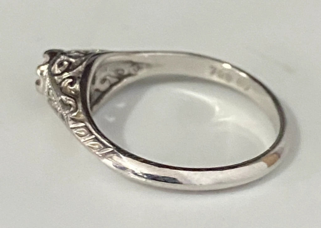 18K White Gold & Diamond Filigree Solitaire Ring Size J - 5