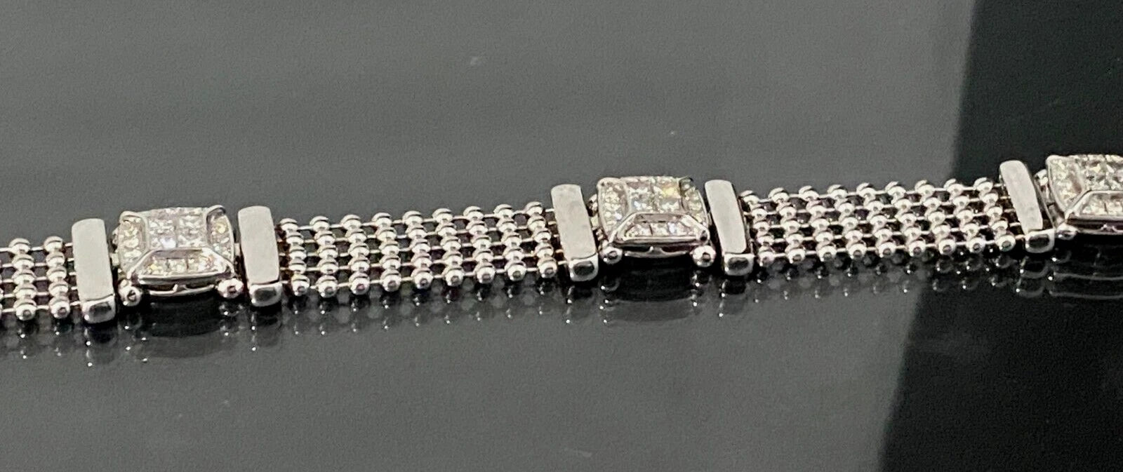 18K White Gold & 1.0CT Diamond Bracelet 20cm Long