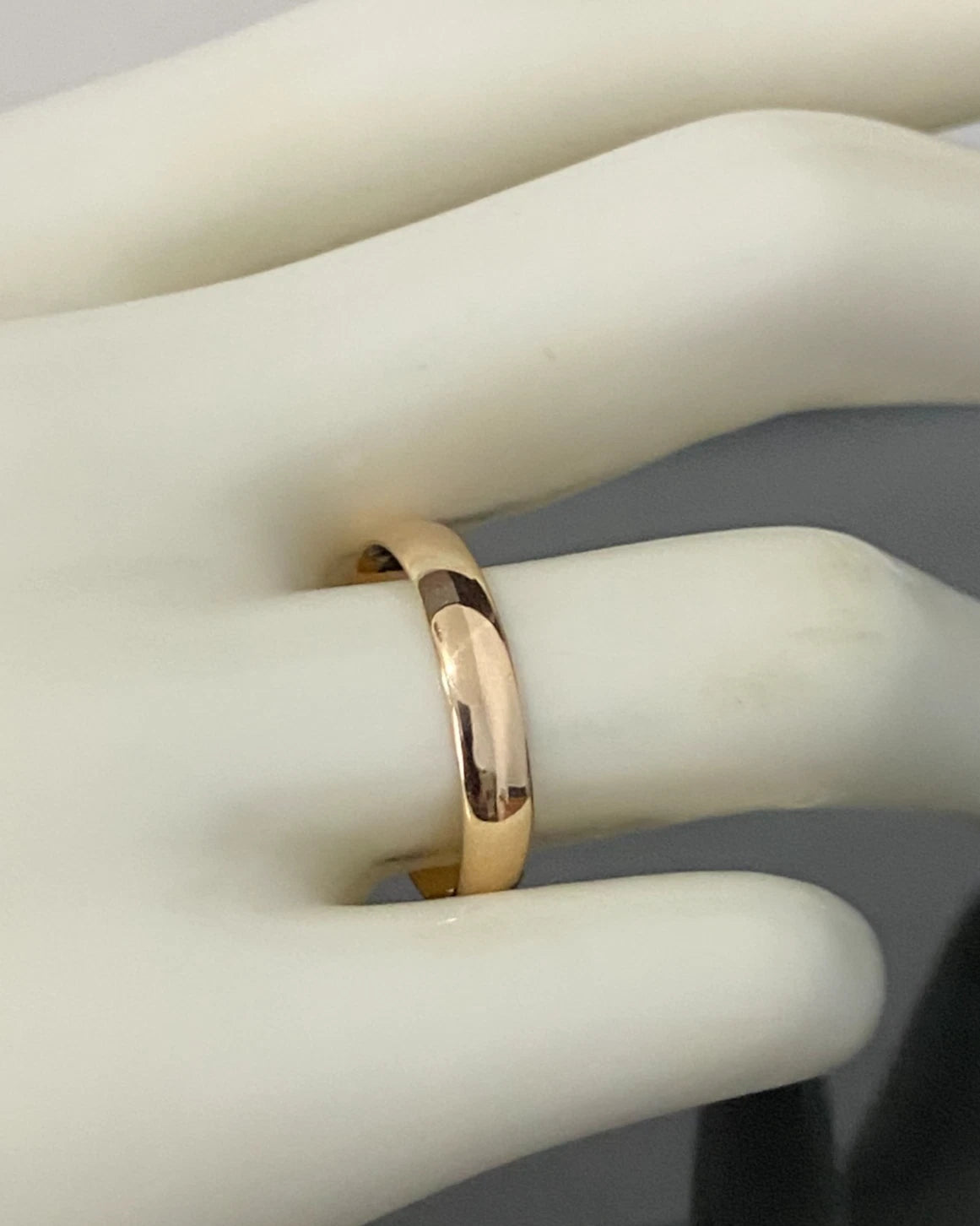 14K Yellow Gold Wedding Band Ring Size P - 7 3/4