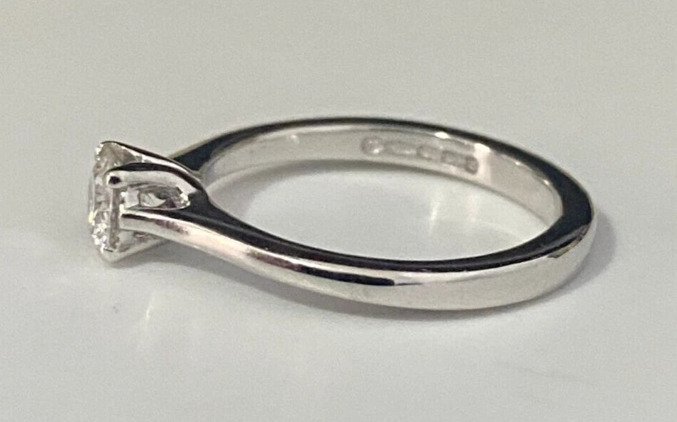 18K White Gold & 0.35CT Diamond Solitaire Ring Size H 1/2 - 4