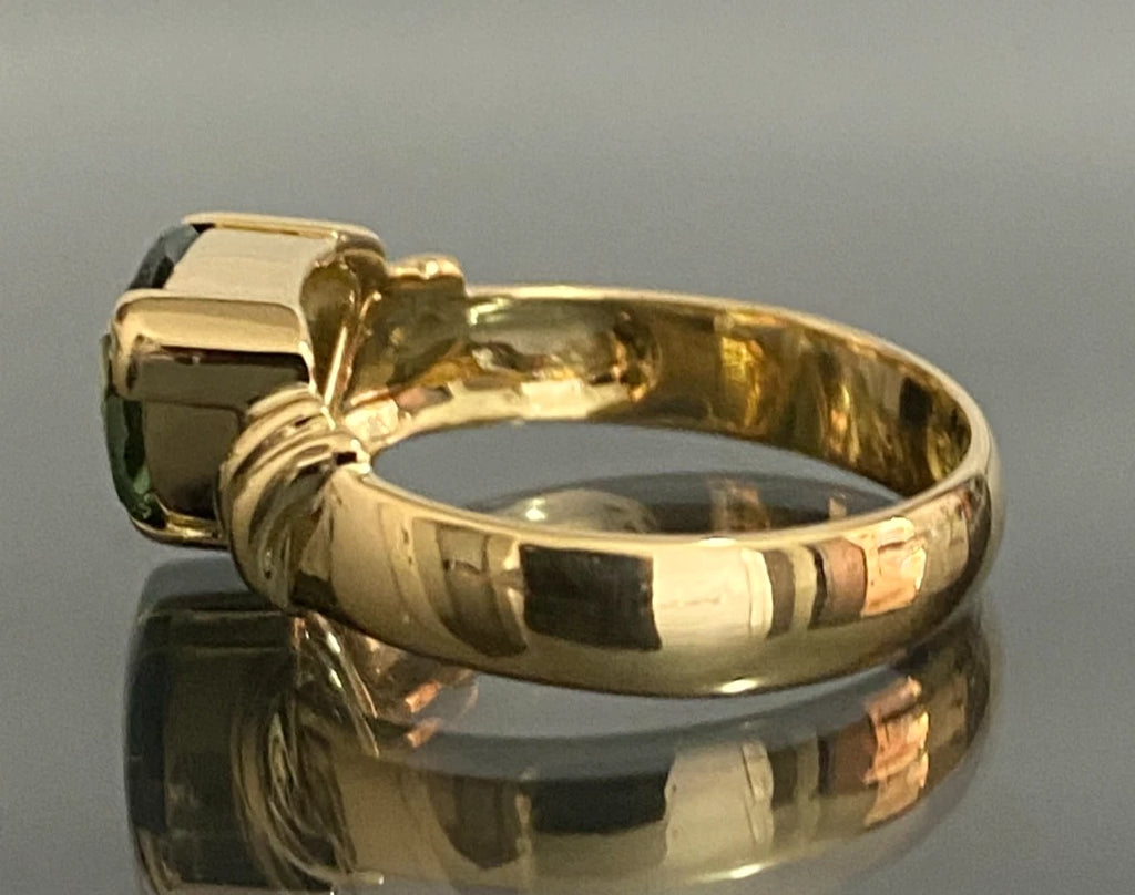 18K Yellow Gold 3.0CT Trillion Cut Green Sapphire Ring - Size S (US 9.25)