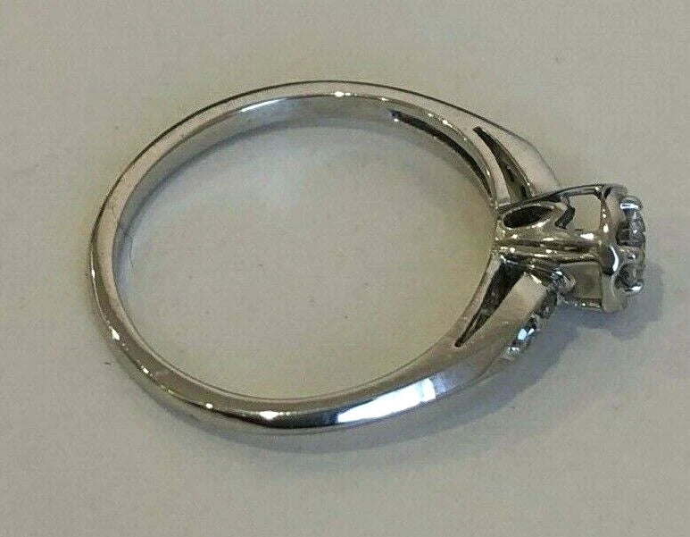 14K White Gold & Diamond Illusion Set Solitaire Ring Size K - 5 1/8