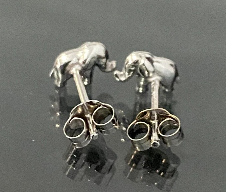 18K White Gold Elephant Stud Earrings