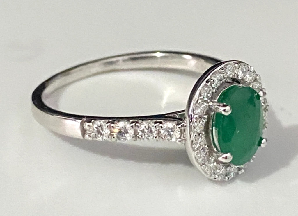 9K White Gold W/ Emerald & 0.50CT Diamond Ring Size S - 9 3/8