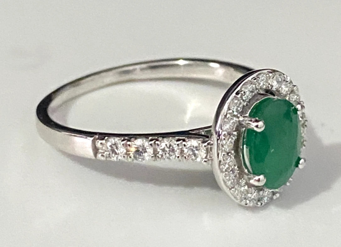 9K White Gold W/ Emerald & 0.50CT Diamond Ring Size S - 9 3/8