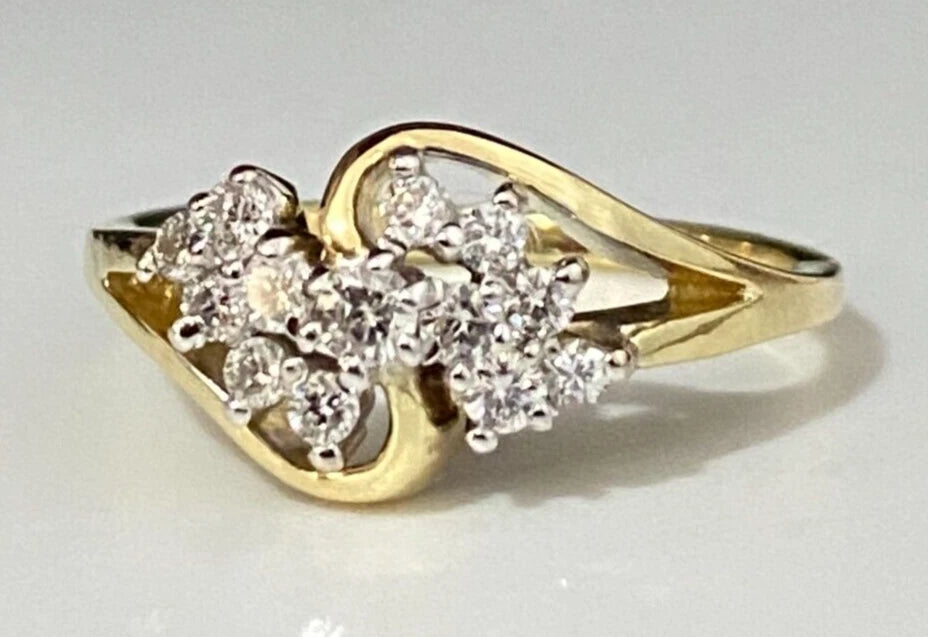 18K Yellow Gold & 0.30CT Diamond Dress Ring Size N - 6 1/2