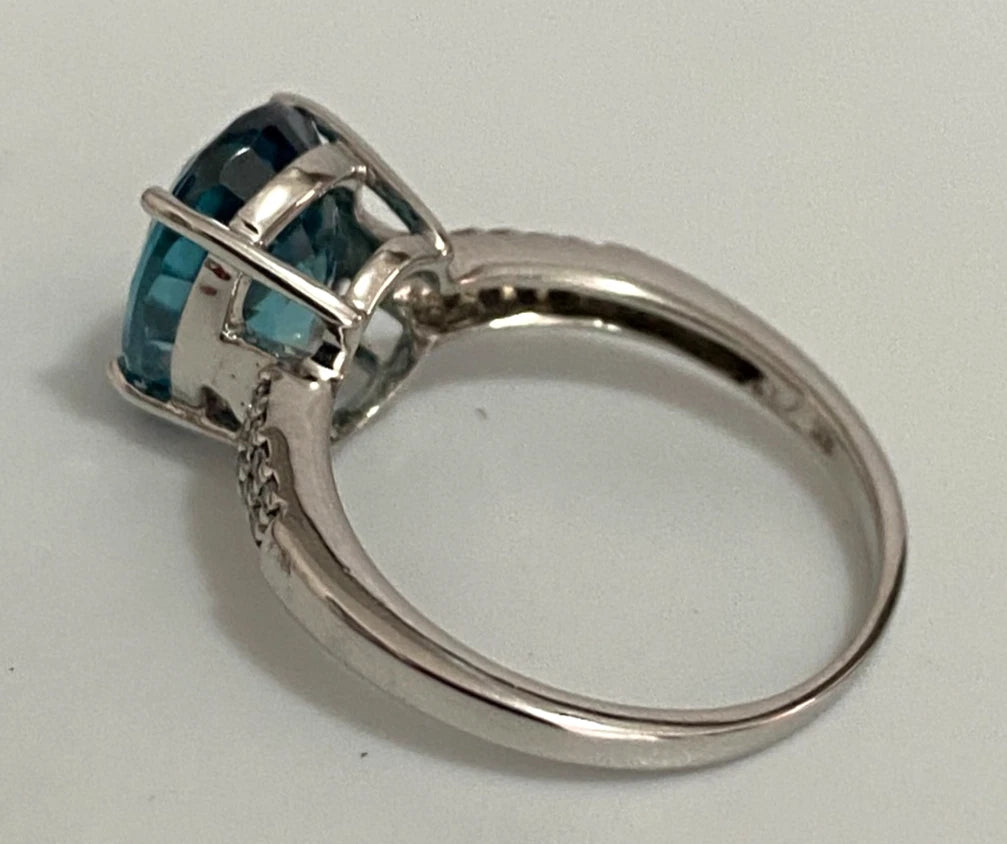 9K White Gold Natural Blue Zircon & Diamond Ring Size L 1/2 (US 6)