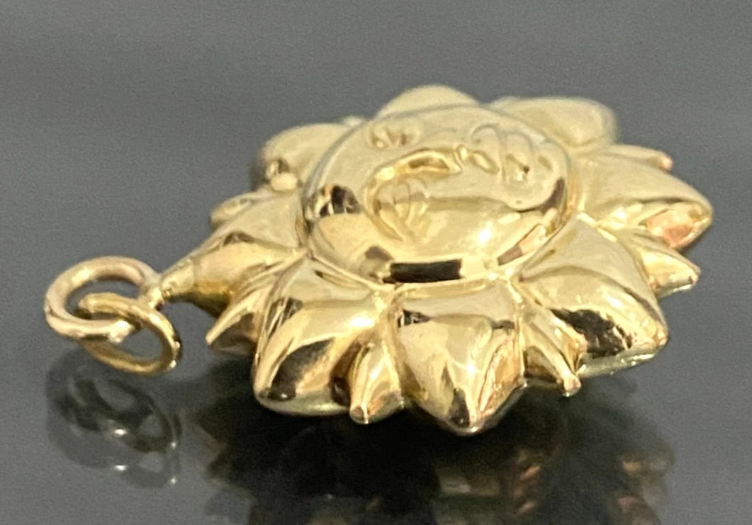 18K Yellow Gold Sun Pendant 25.0mm High