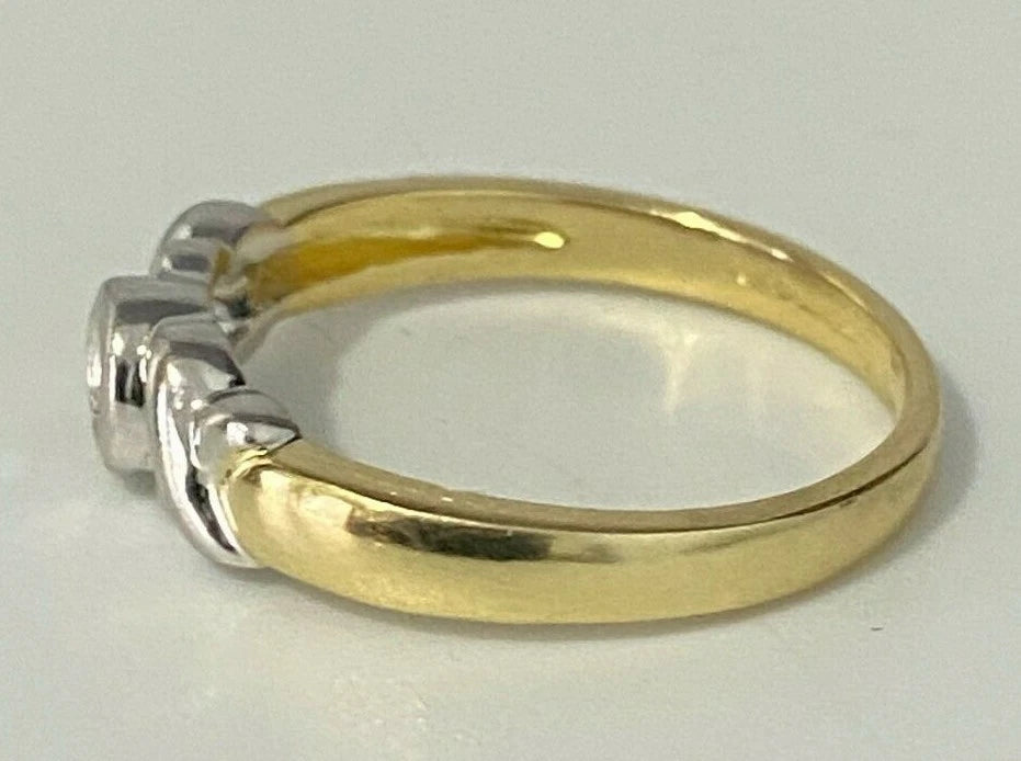 18K Yellow Gold & Diamond Solitaire Bezel Ring Size M 1/2 - 6 1/4