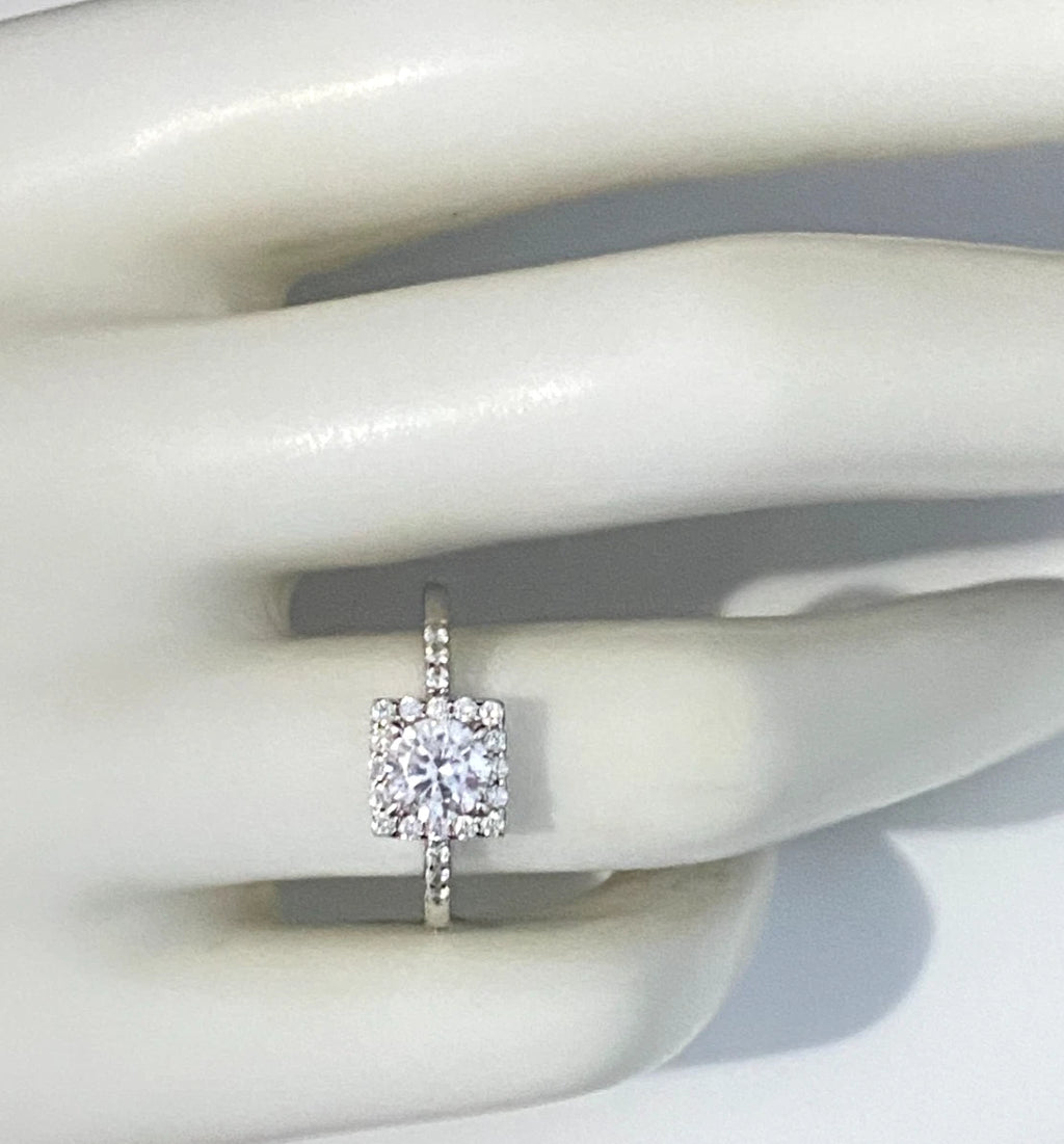 9K White Gold & Cubic Zirconia Engagement Ring size M 1/2 - 6 1/4