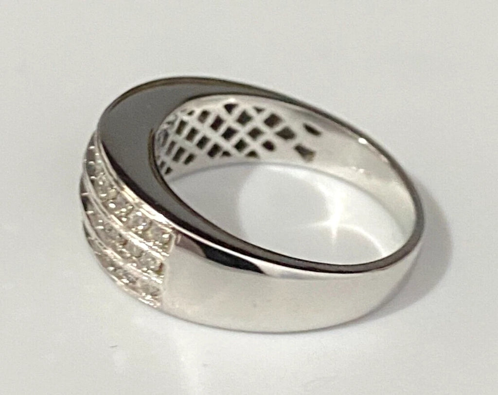 9K White Gold & 0.50CT Diamond Three Row Ring Size P - 7 1/2