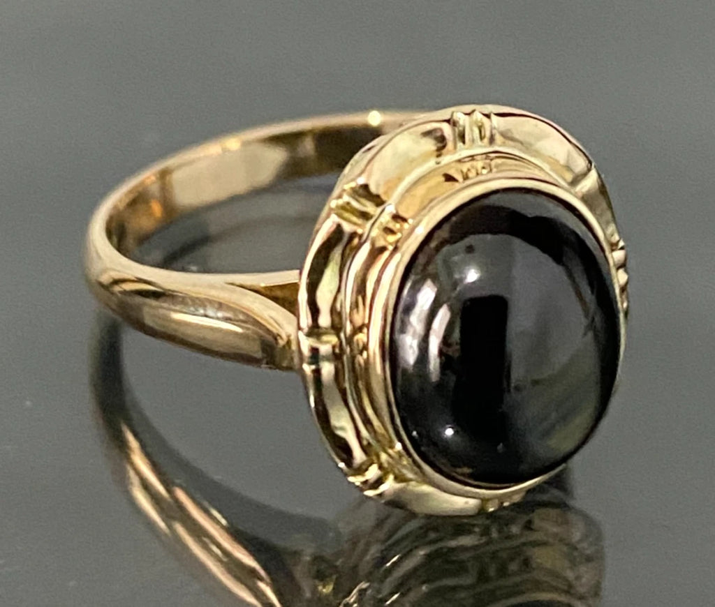 Vintage 14K Yellow Gold W/ Black Star Sapphire Ring Size L - 5 7/8