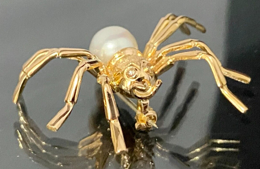 18ct Yellow Gold Spider Brooch with Pearl & Diamond Eyes