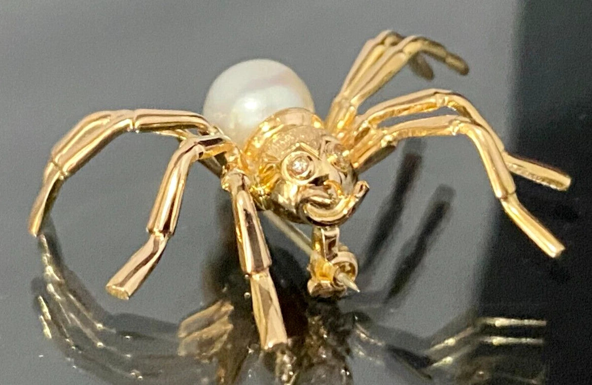 18ct Yellow Gold Spider Brooch with Pearl & Diamond Eyes