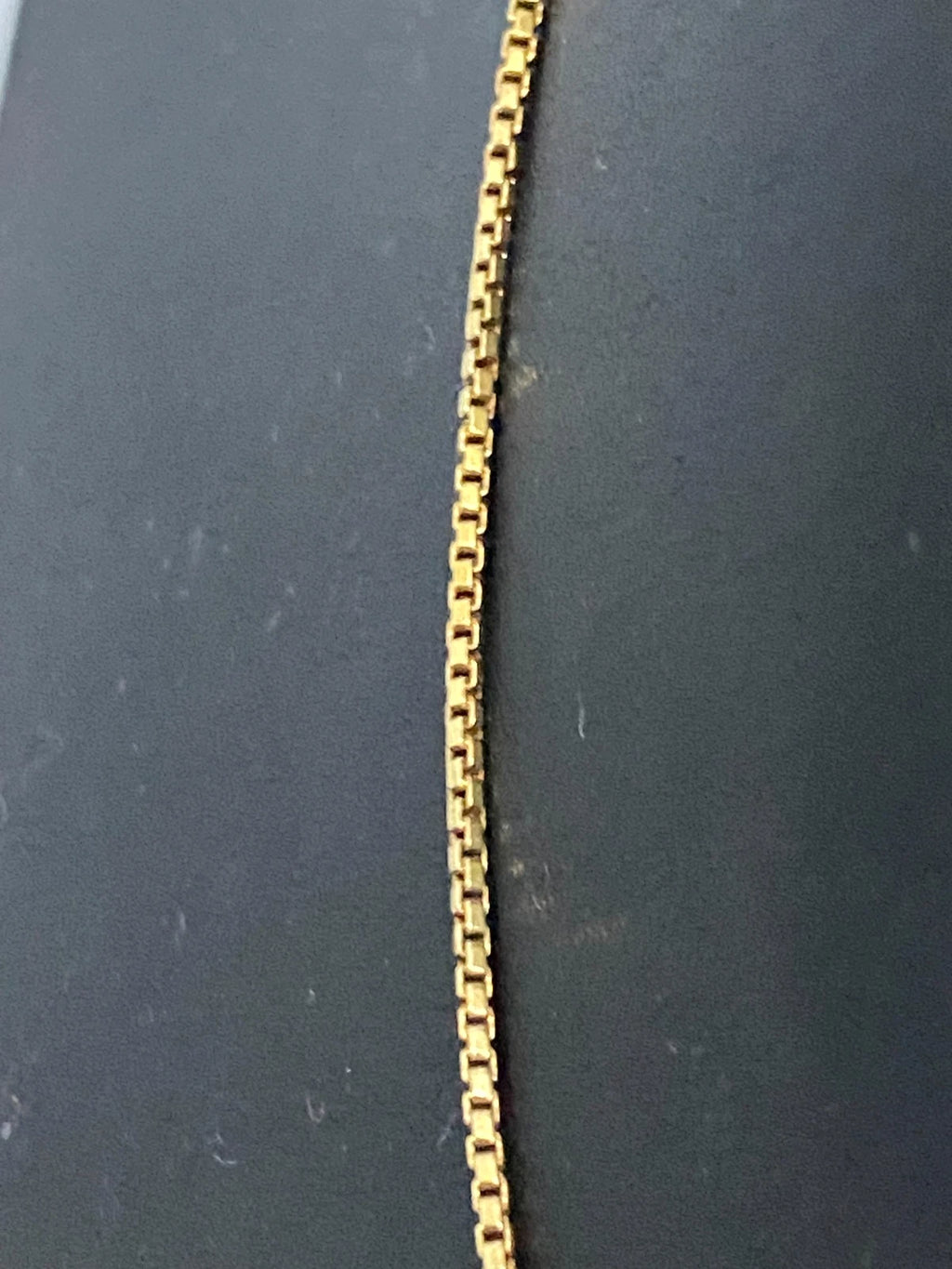 18K Yellow Gold Box Link Chain Necklace 46cm Long