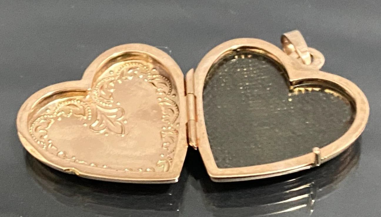 9K Yellow Gold Engraved Photo Heart Locket Pendant