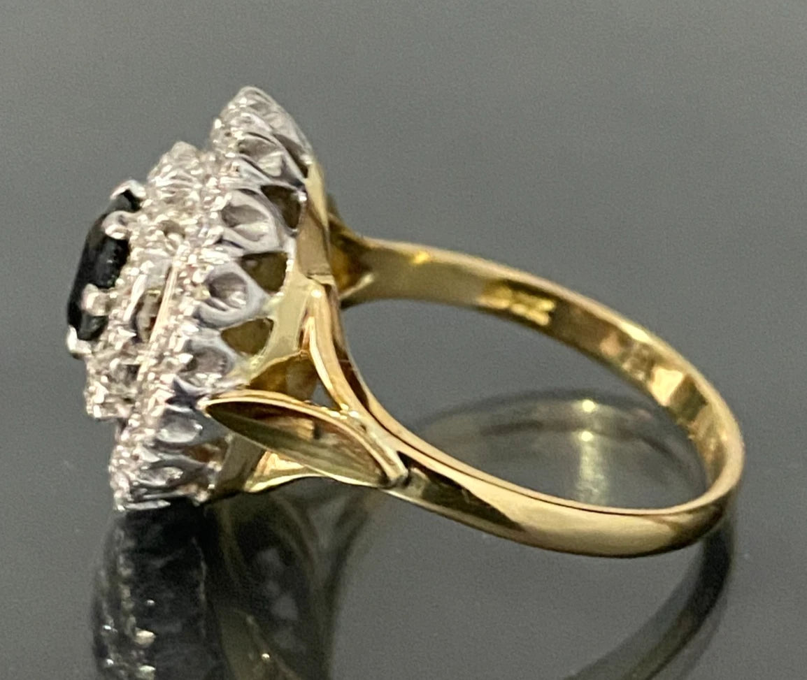 18K Yellow Gold W/ Green Sapphire & Diamond Cluster Ring Size N 1/2 - 7