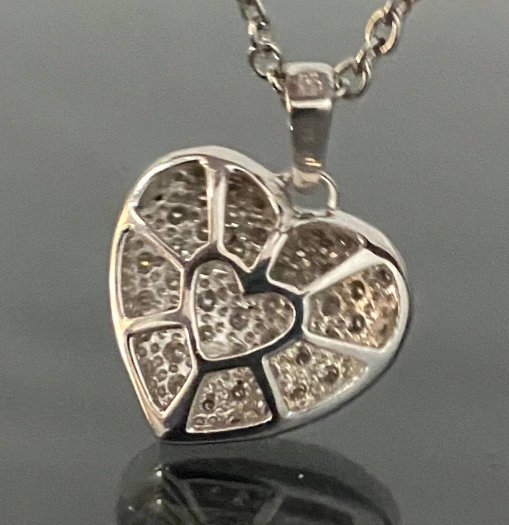 9K White Gold & 0.15CT Diamond Set Heart Pendant