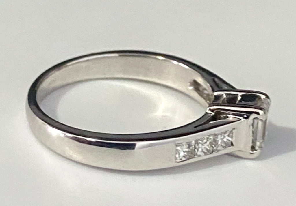 18K White Gold & 0.75CT Diamond Engagement Ring Size L - 5 3/4