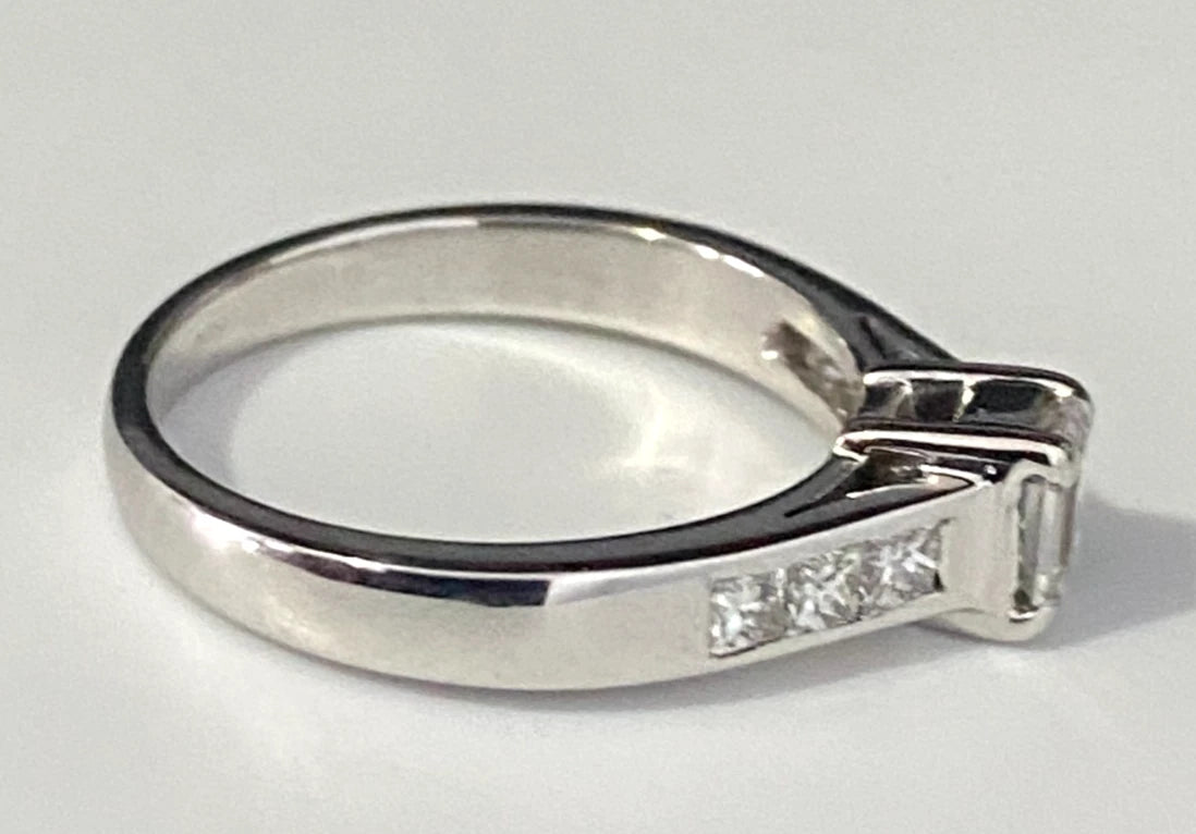 18K White Gold & 0.75CT Diamond Engagement Ring Size L - 5 3/4