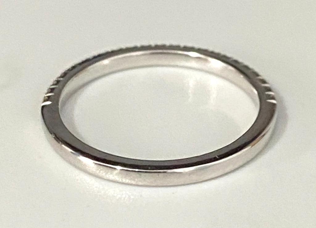 18K White Gold & 0.20CT Diamond Pave Eternity Band Ring Size K - 5 3/8