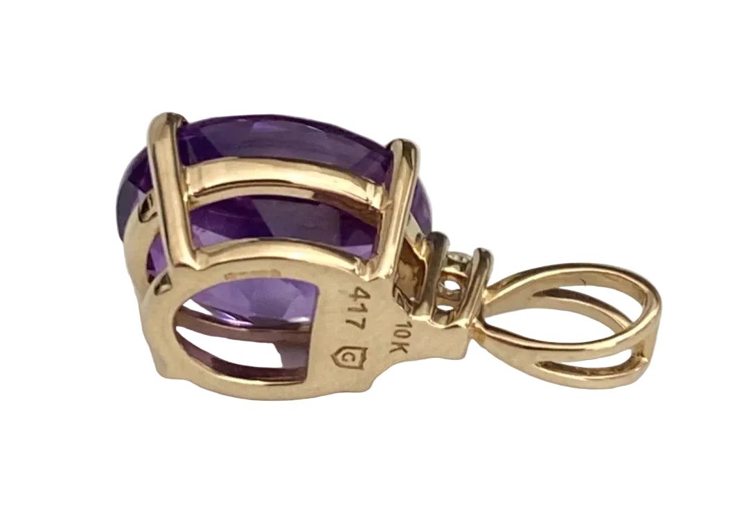 10K Yellow Gold Amethyst pendant 20.5mm