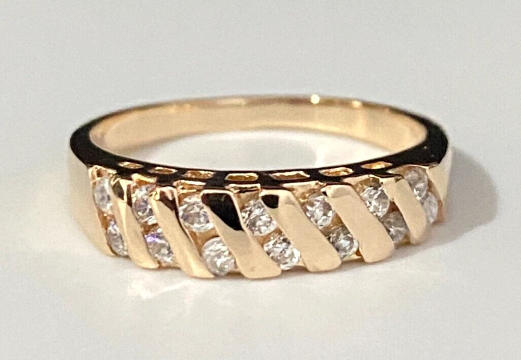 14K Yellow Gold & Cubic Zirconia Dress Ring Size N - 6 1/2