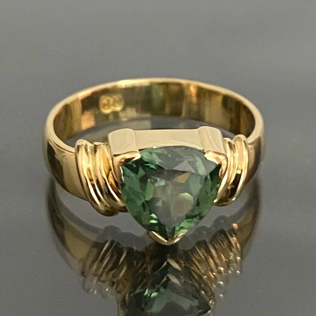 18K Yellow Gold 3.0CT Trillion Cut Green Sapphire Ring - Size S (US 9.25)