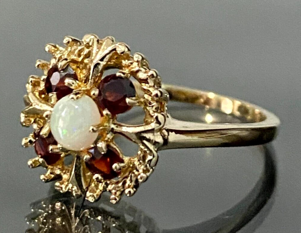 9K Yellow Gold W/ Opal & Garnet Ring Size M - 6