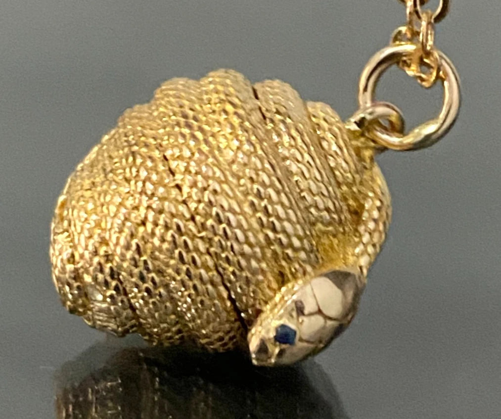9K Yellow Gold and Sapphire SNAKE Pendant 21.0mm High