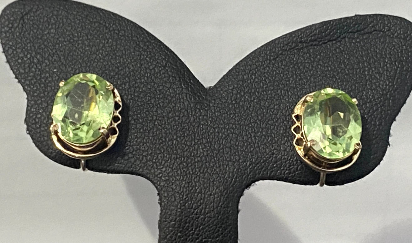 1950's 9K Rose Gold & Green Stone Set Earrings for Non-Pierced