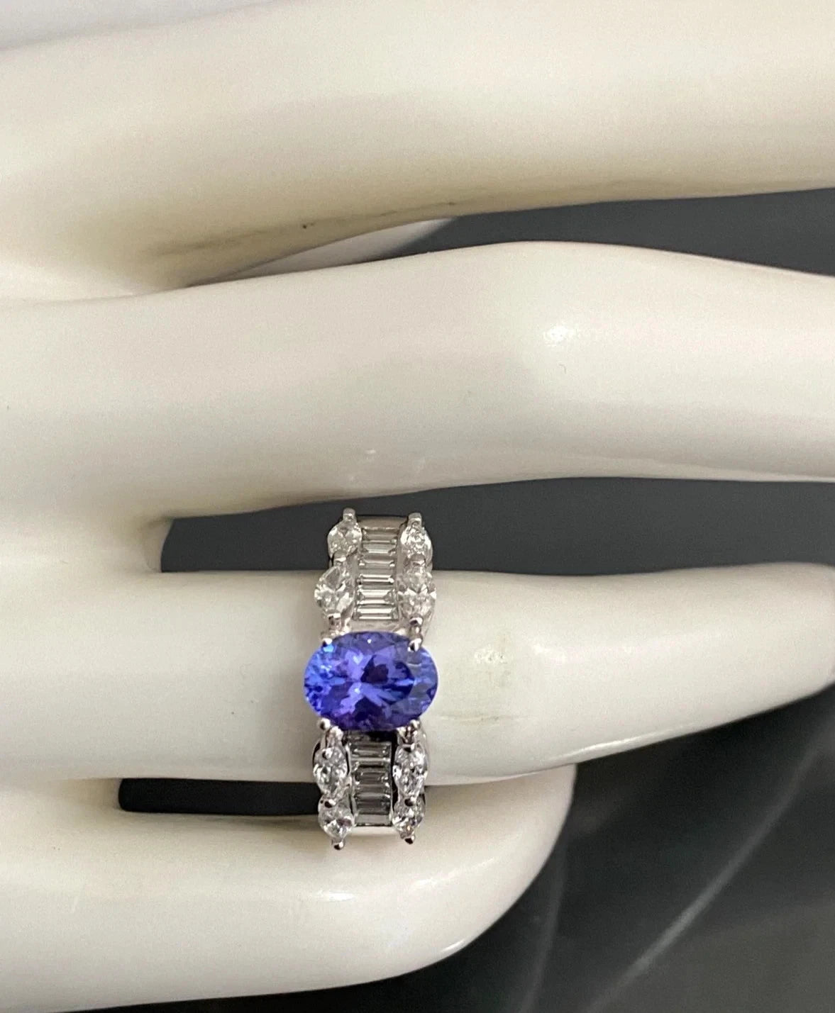 14K White Gold Tanzanite & Diamond Dress Ring - 1.20ct Diamond Size M (US 6.25)
