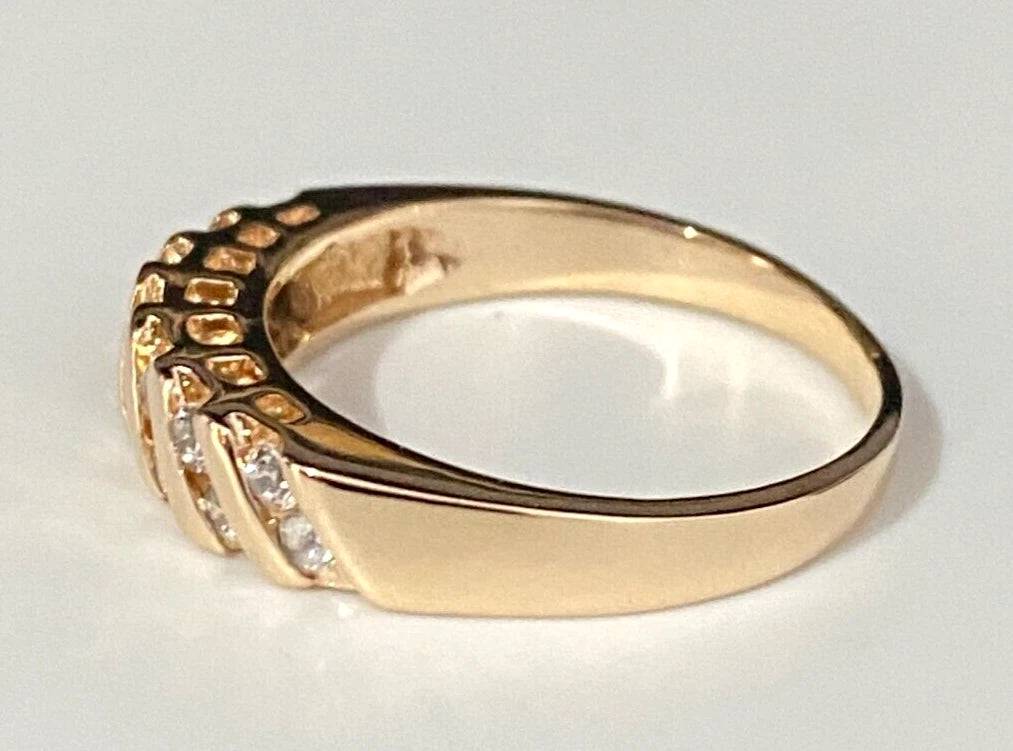 14K Yellow Gold & Cubic Zirconia Dress Ring Size N - 6 1/2