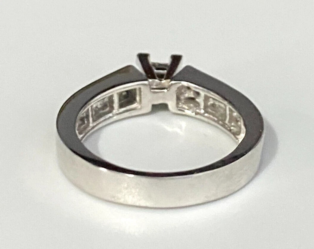 10K White Gold & 0.55CT Diamond Engagement Ring Size M 1/2 - 6 1/4